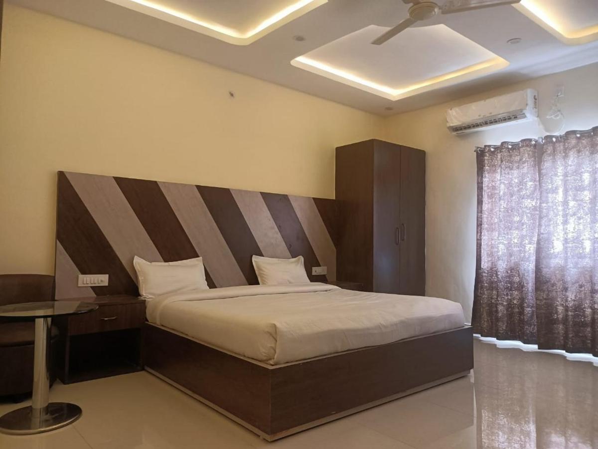 Hotel Rajwada Palace Orchha Luaran gambar