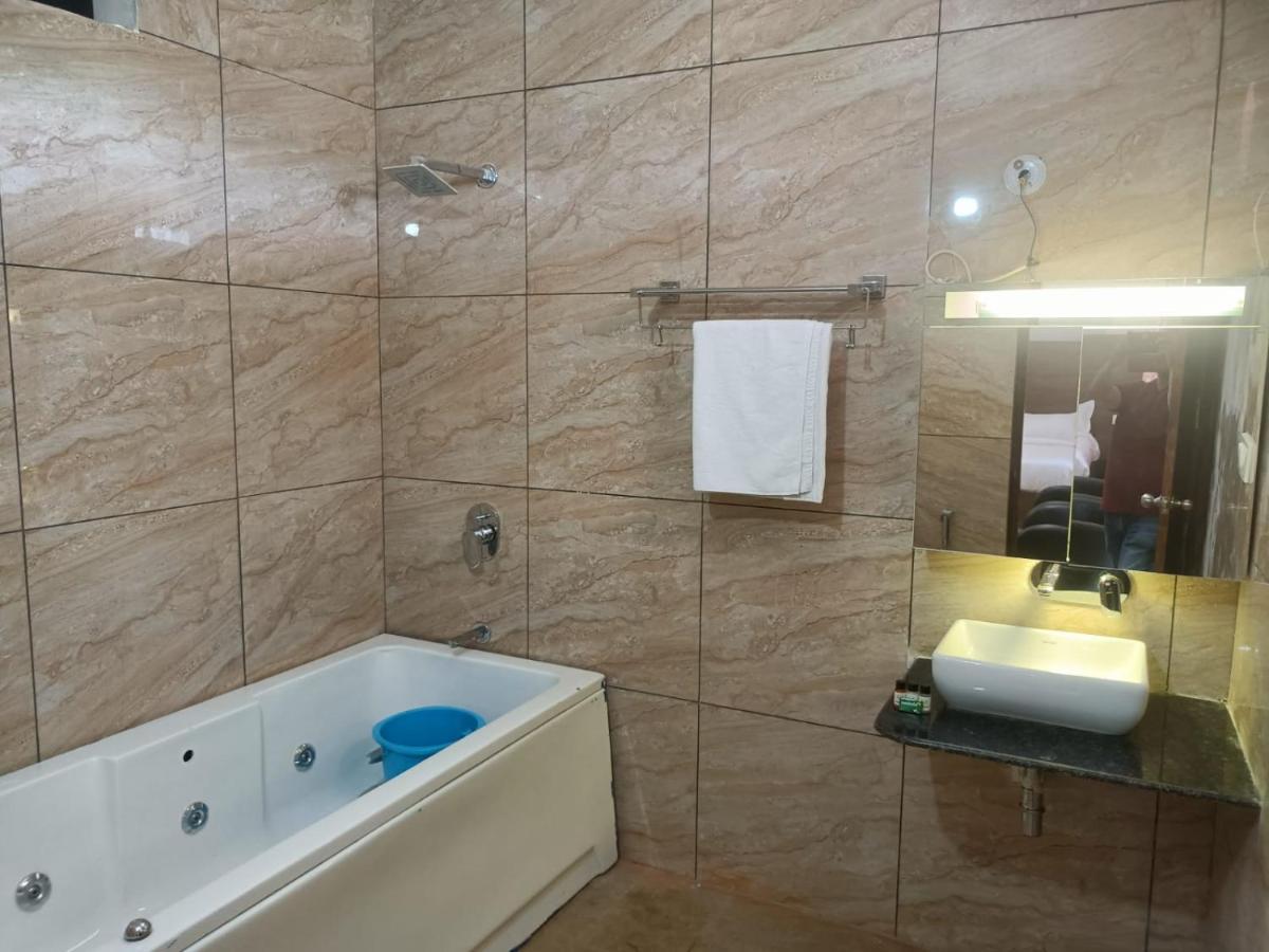 Hotel Rajwada Palace Orchha Luaran gambar