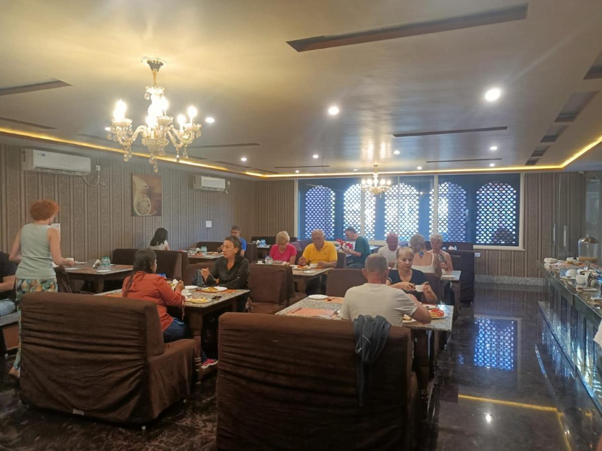 Hotel Rajwada Palace Orchha Luaran gambar